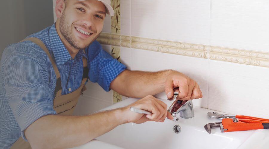 Professional clogged drains services in Foss, OK
